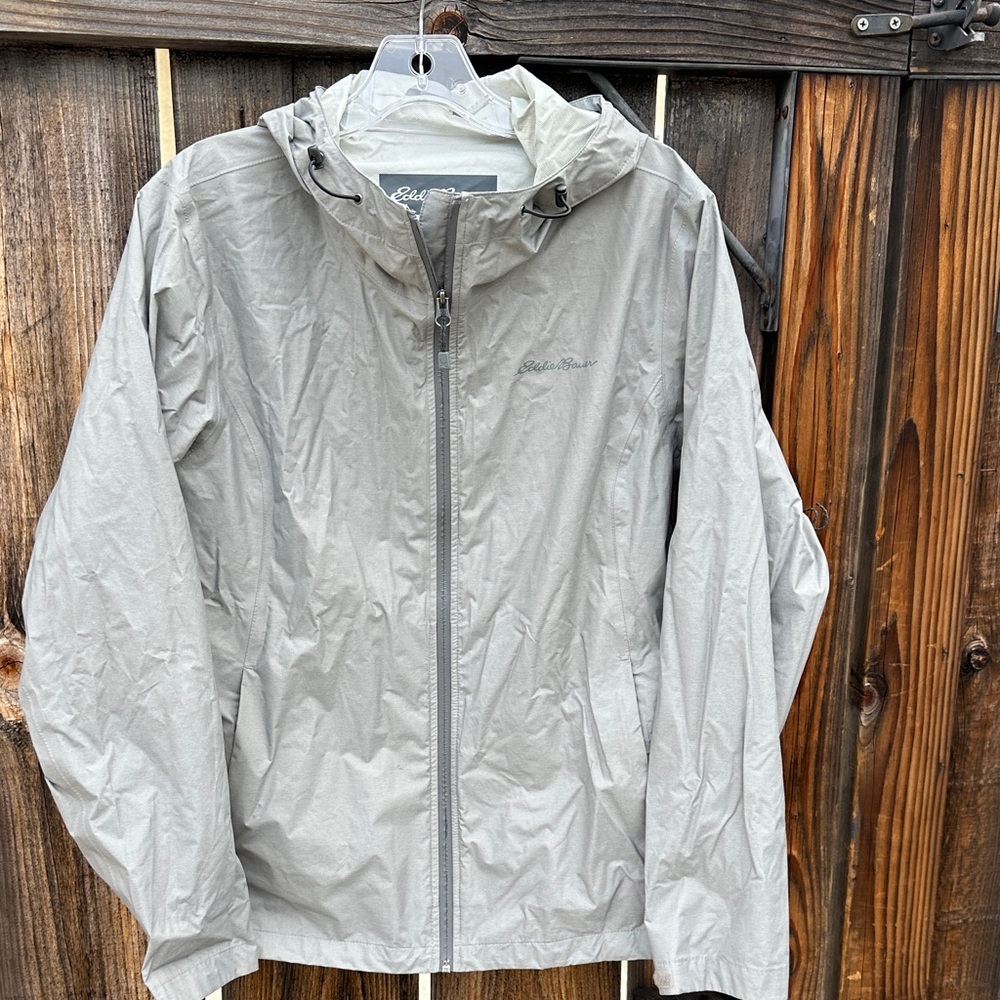 Eddie Bauer women’s  Light Gray Windbreaker weatheredge